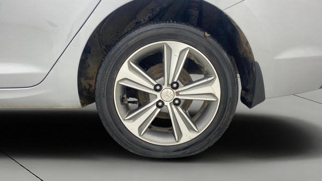 View Hyundai Verna Image 12 Used Hyundai Verna Image 12