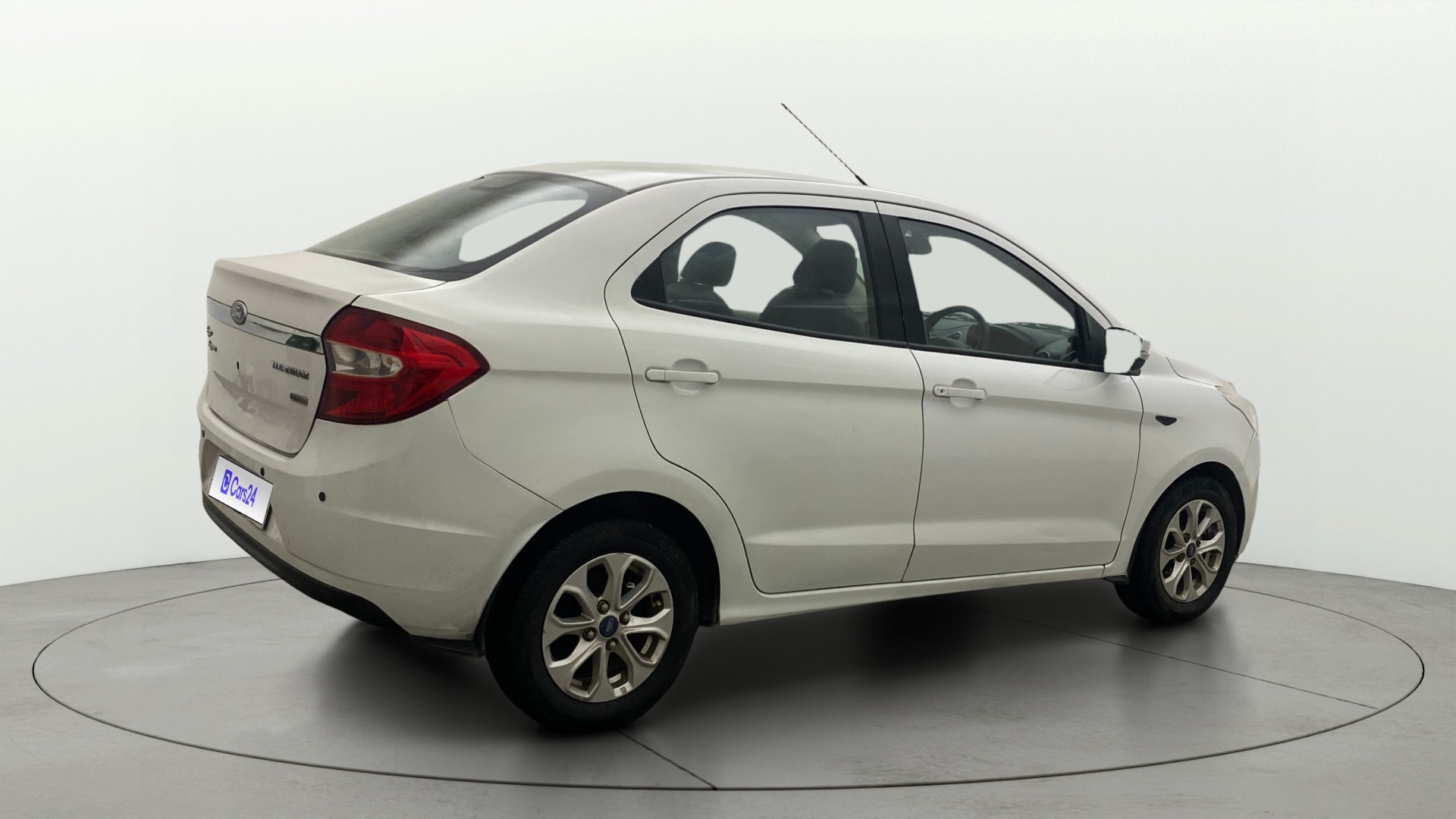 View 2017 Ford Figo Aspire 1.2P Ambiente MT BS IV Image 42 Used 2017 Ford Figo Aspire 1.2P Ambiente MT BS IV Image 42