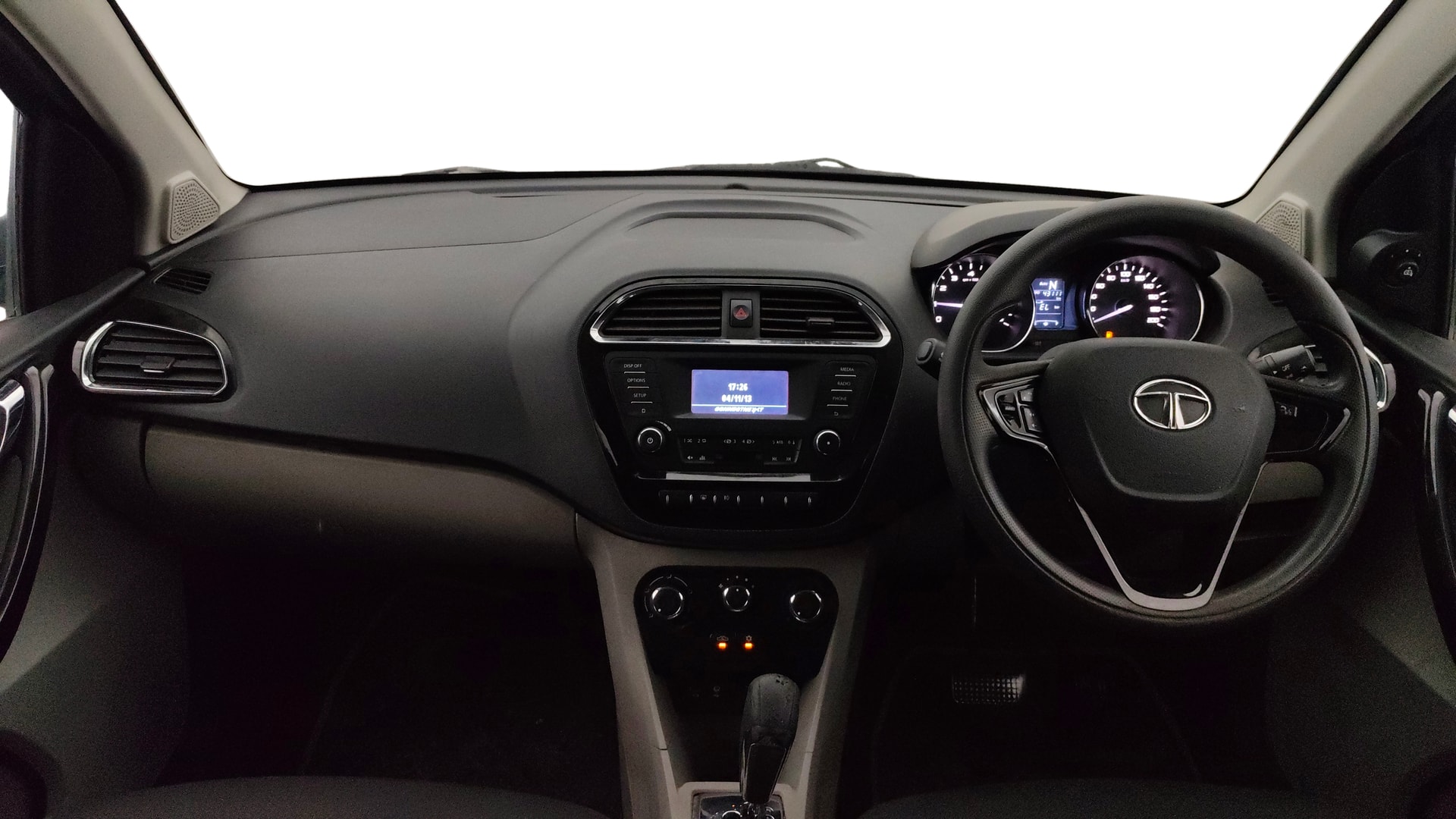 View 2018 Tata Tiago Revotorq XB Image 15 Used 2018 Tata Tiago Revotorq XB Image 15
