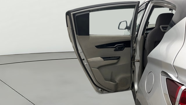 View Mahindra KUV100 Image 14 Used Mahindra KUV100 Image 14