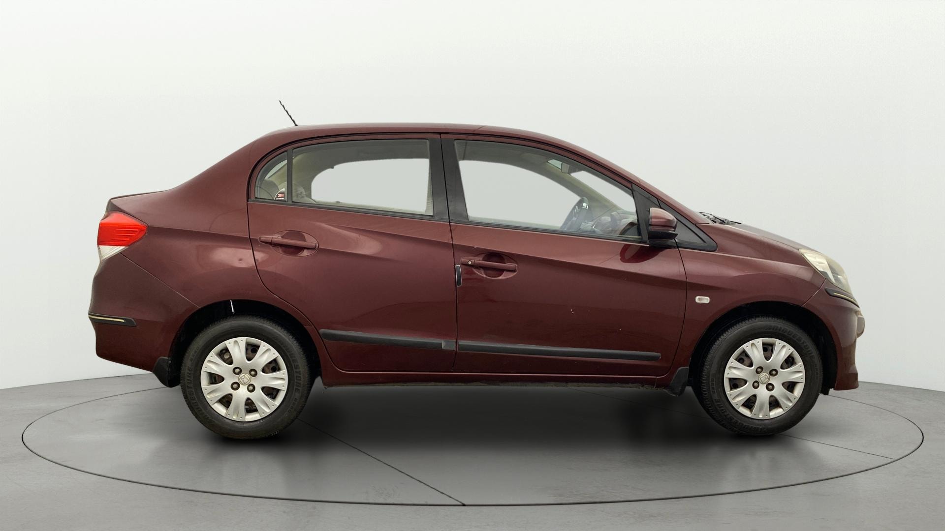 View 2015 Honda Amaze E MT Petrol BS IV Image 8 Used 2015 Honda Amaze E MT Petrol BS IV Image 8