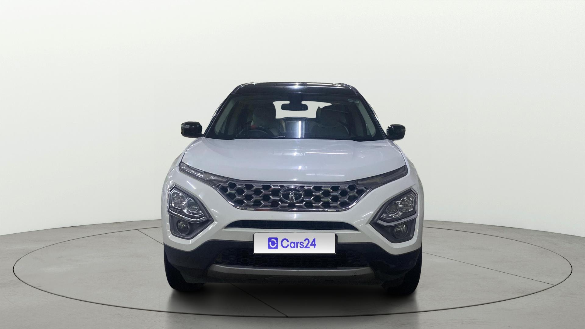 View 2021 Tata Safari XZA Plus 6S Image 1 Used 2021 Tata Safari XZA Plus 6S Image 1