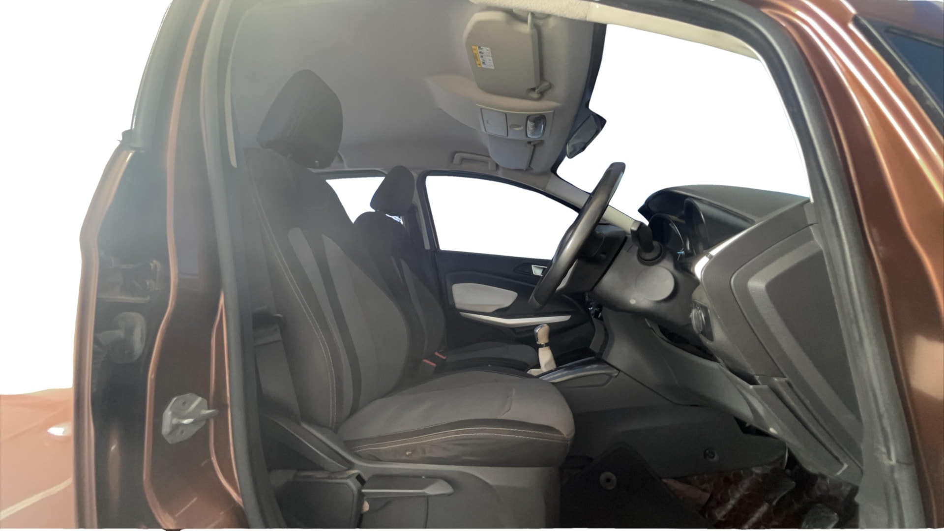 View 2017 Ford EcoSport 1.5 TDCi Diesel Ambiente BS IV Image 17 Used 2017 Ford EcoSport 1.5 TDCi Diesel Ambiente BS IV Image 17