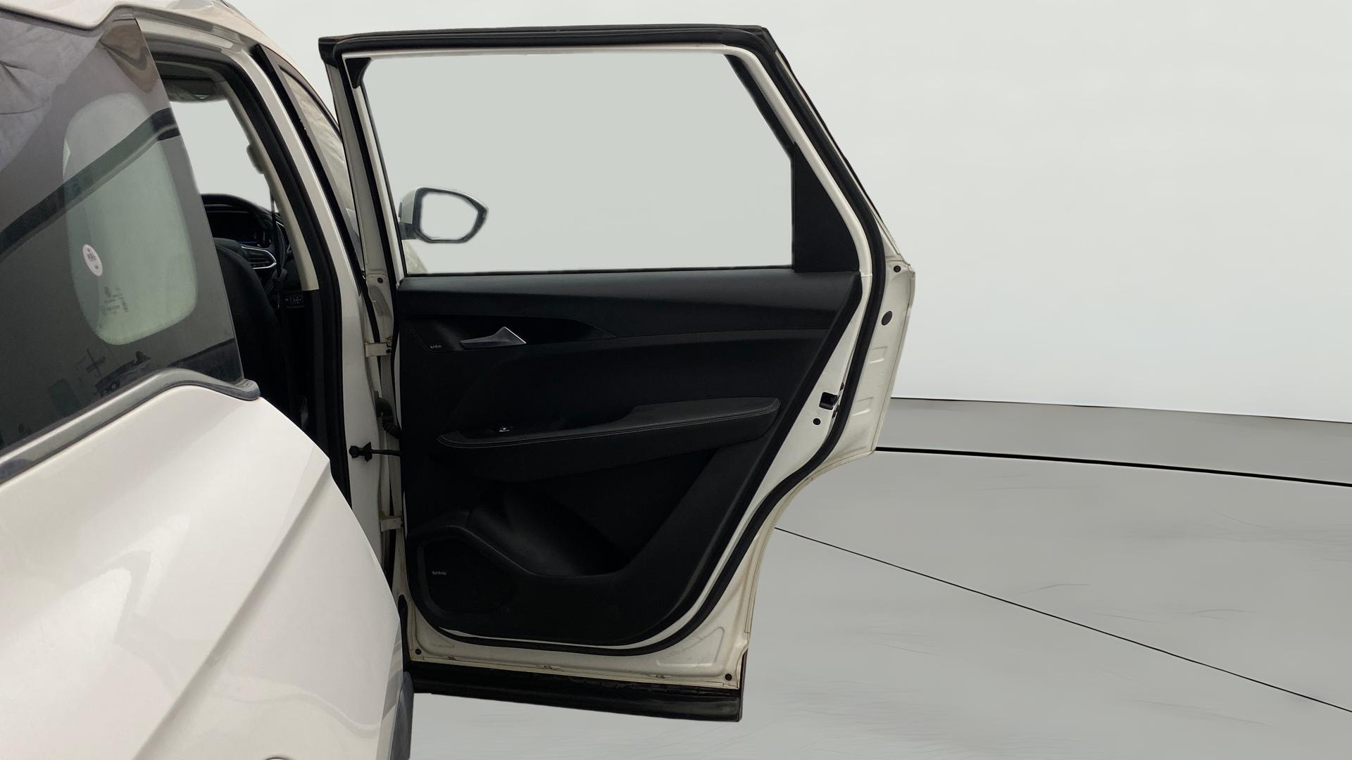 View 2020 MG Hector Sharp Diesel Image 5 Used 2020 MG Hector Sharp Diesel Image 5