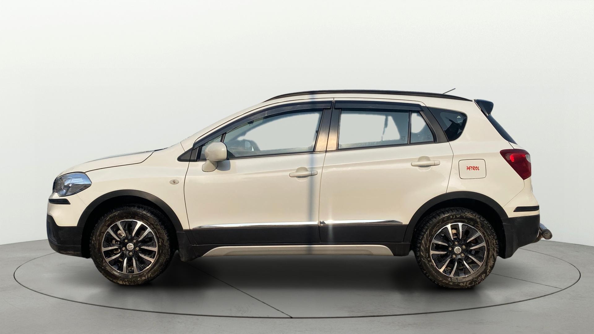 View 2021 Maruti Suzuki 1000 Base Variant Image 5 Used 2021 Maruti Suzuki 1000 Base Variant Image 5