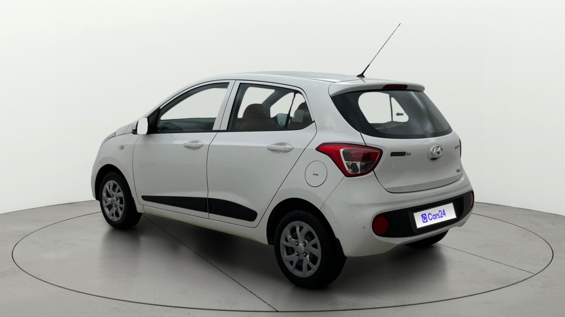 Used 2017 Hyundai Grand i10 Used 2017 Hyundai Grand i10