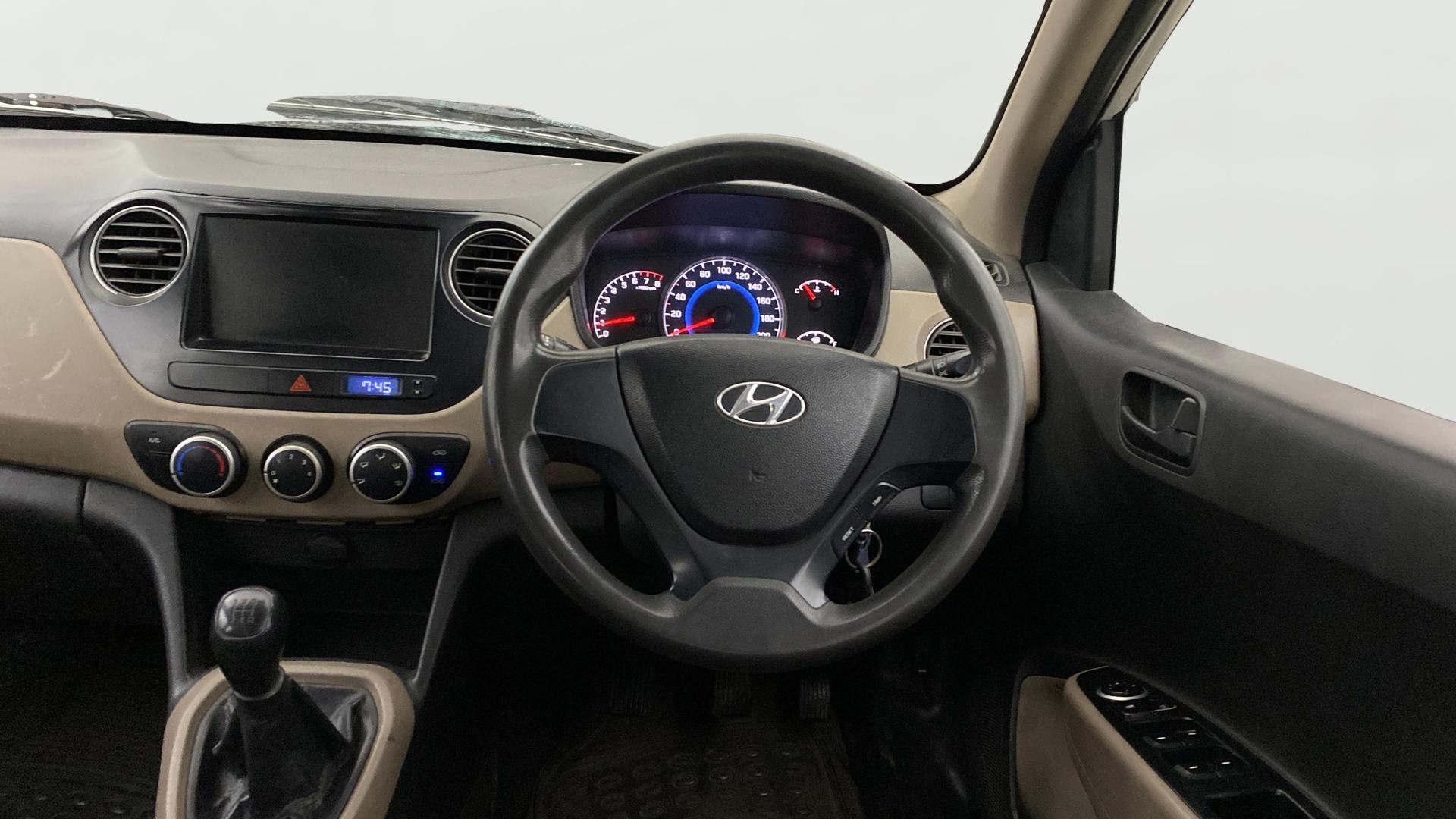 Used 2015 Hyundai Grand i10 Used 2015 Hyundai Grand i10