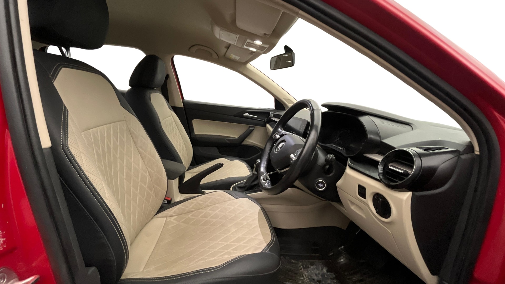 View 2023 Skoda Slavia Ambition 1.0 TSI AT Image 27 Used 2023 Skoda Slavia Ambition 1.0 TSI AT Image 27