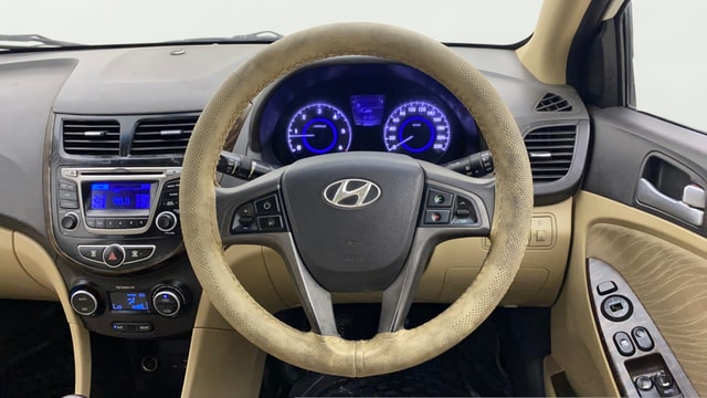 View Hyundai Fluidic Verna Image 12 Used Hyundai Fluidic Verna Image 12