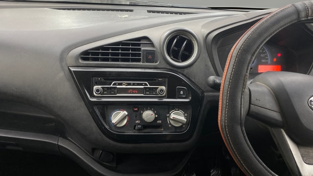 View Datsun Redi GO Image 17 Used Datsun Redi GO Image 17