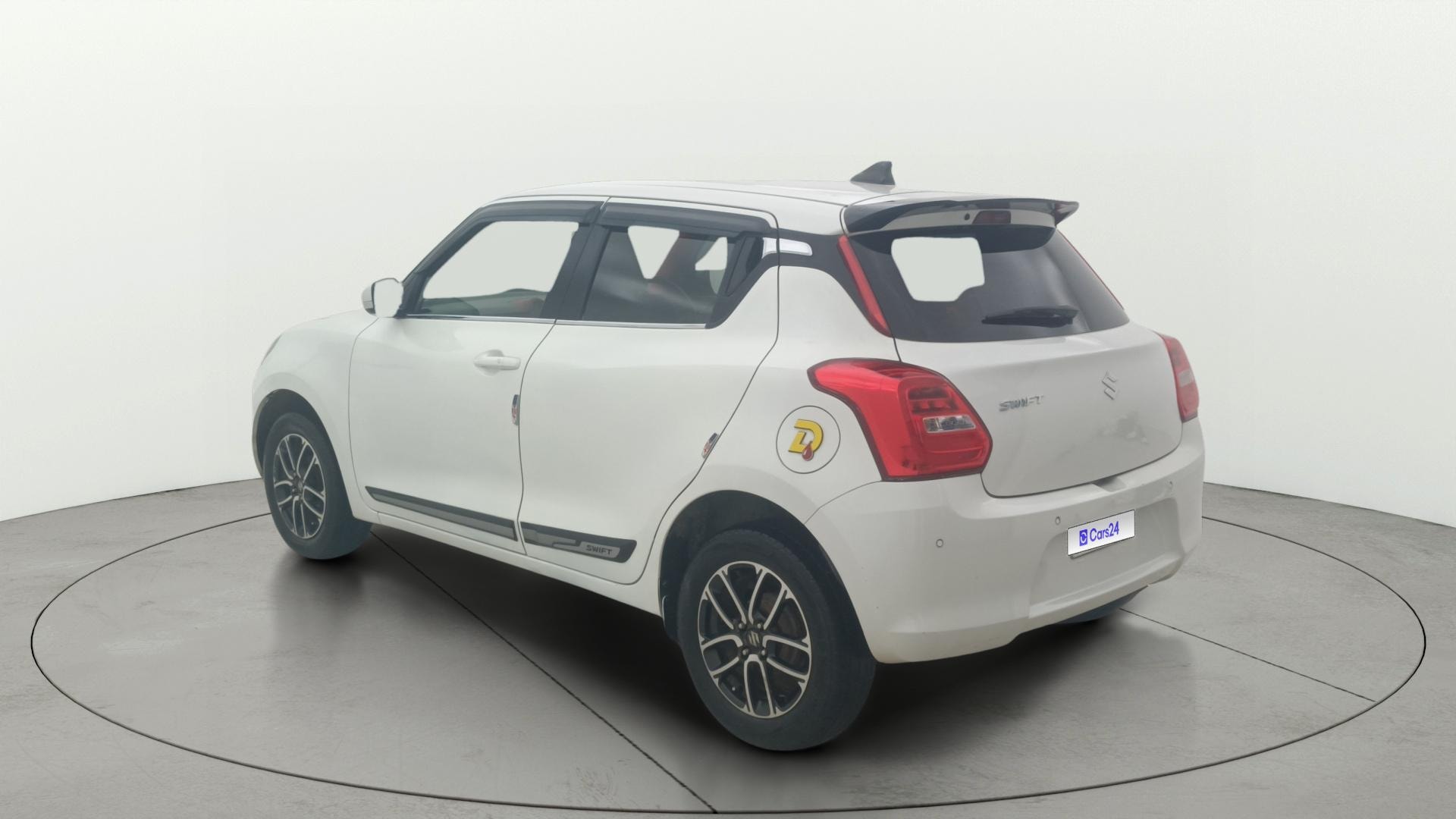 View 2019 Maruti Suzuki 1000 Base Variant Image 2 Used 2019 Maruti Suzuki 1000 Base Variant Image 2