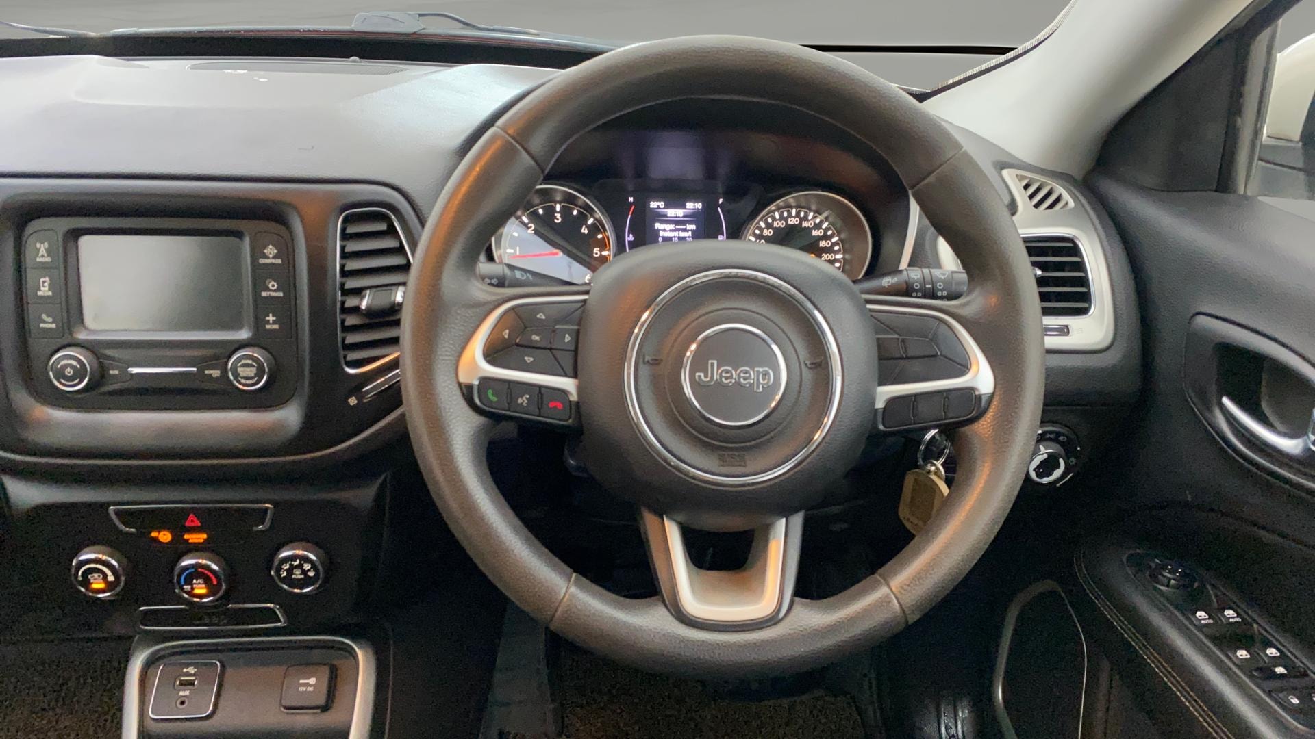 View 2018 Jeep Compass Sport 2.0 Diesel BS IV Image 20 Used 2018 Jeep Compass Sport 2.0 Diesel BS IV Image 20