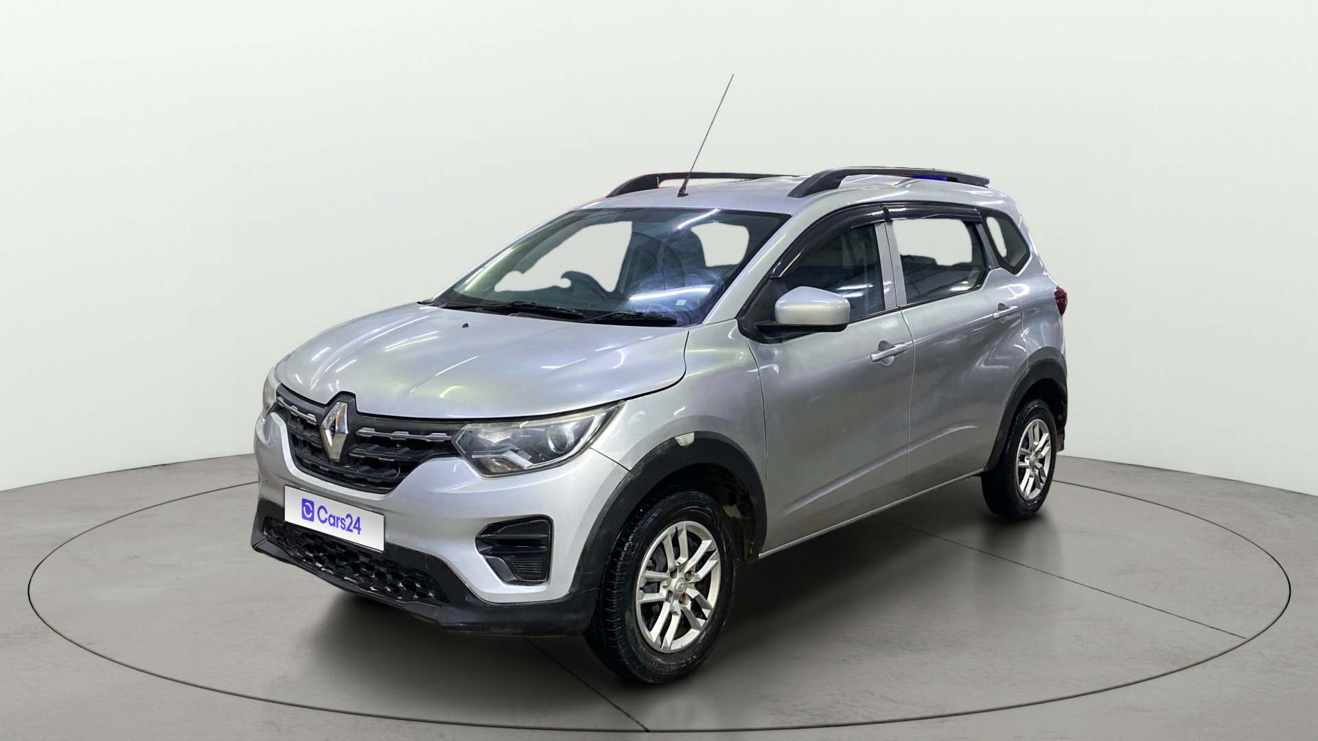 View 2021 Renault Triber RXE Image 23 Used 2021 Renault Triber RXE Image 23