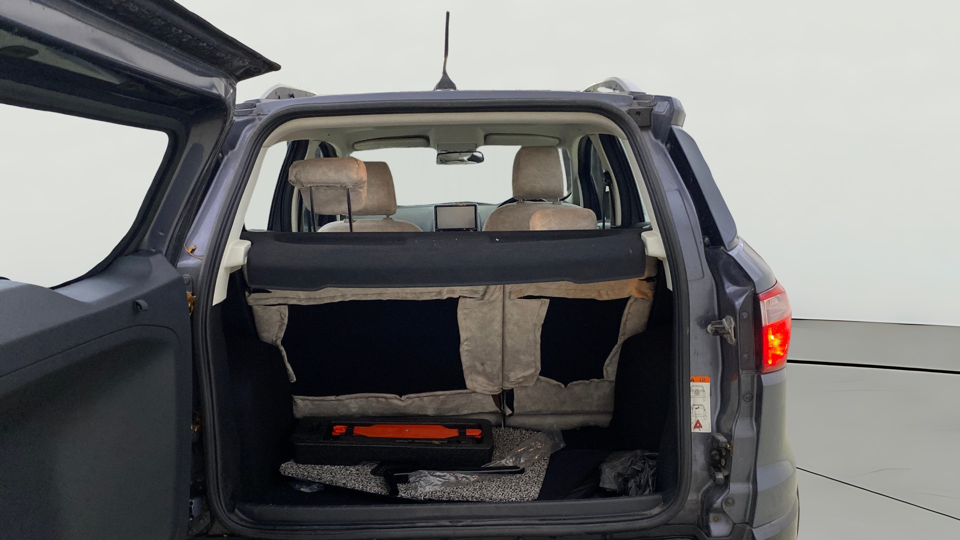 View 2021 Ford EcoSport 1.5 TDCi Diesel Ambiente BS IV Image 39 Used 2021 Ford EcoSport 1.5 TDCi Diesel Ambiente BS IV Image 39