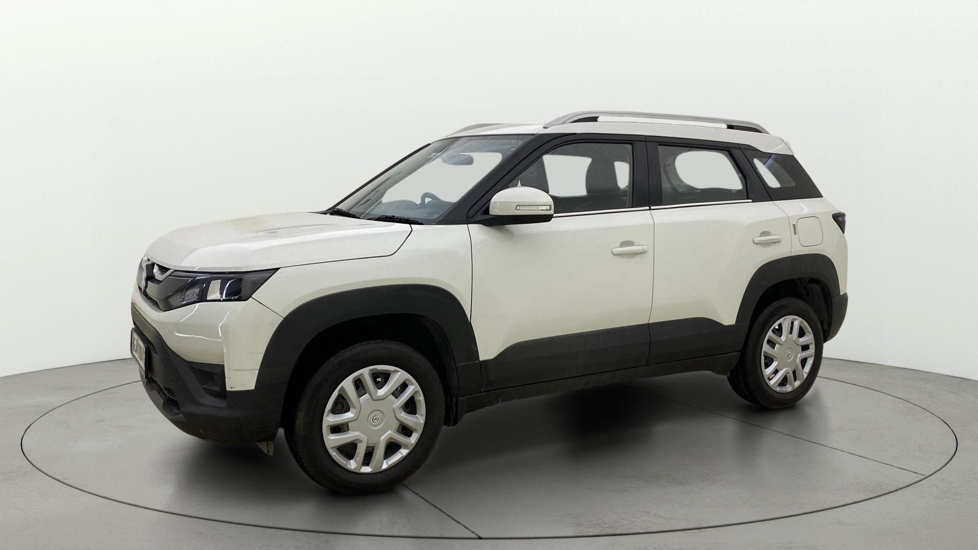 View 2025 Maruti Suzuki 1000 Base Variant Image 35 Used 2025 Maruti Suzuki 1000 Base Variant Image 35