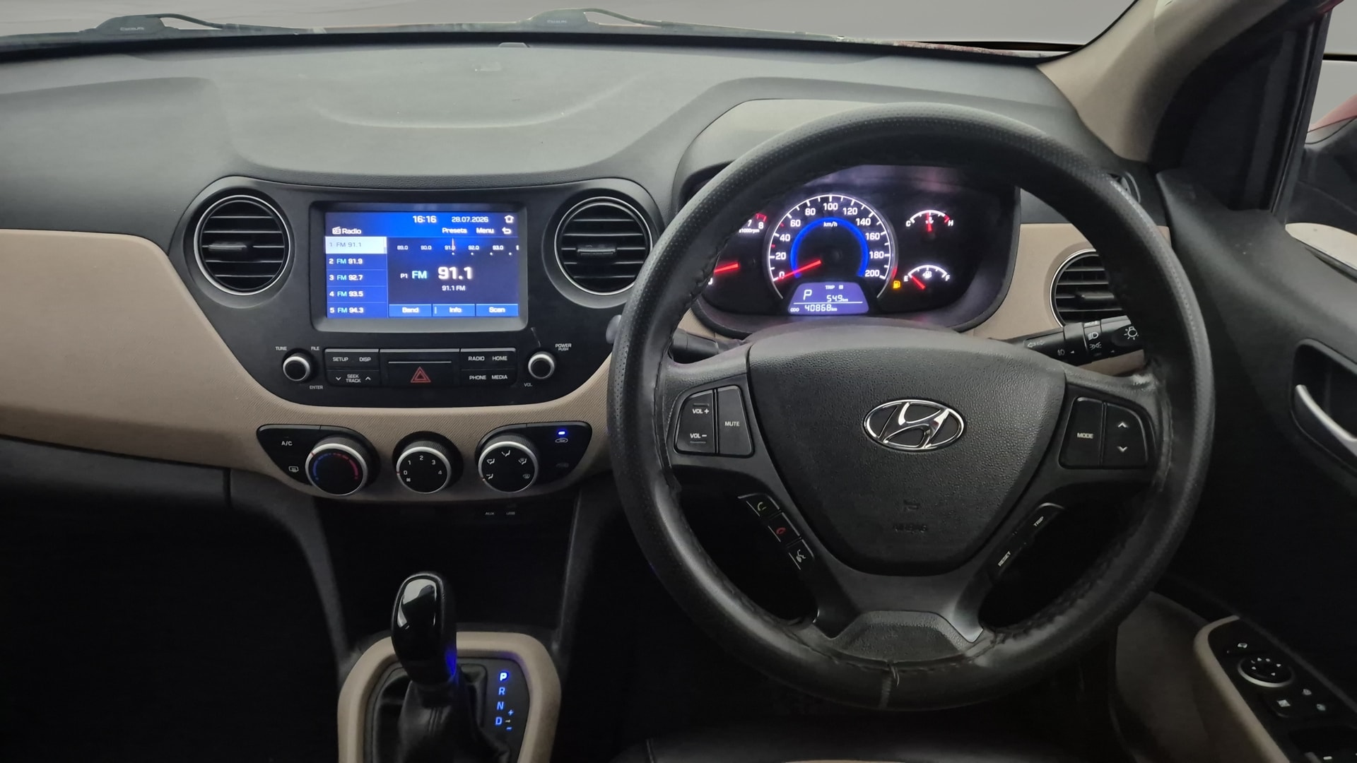 View 2018 Hyundai Grand i10 1.2 Sportz AT Petrol Image 20 Used 2018 Hyundai Grand i10 1.2 Sportz AT Petrol Image 20