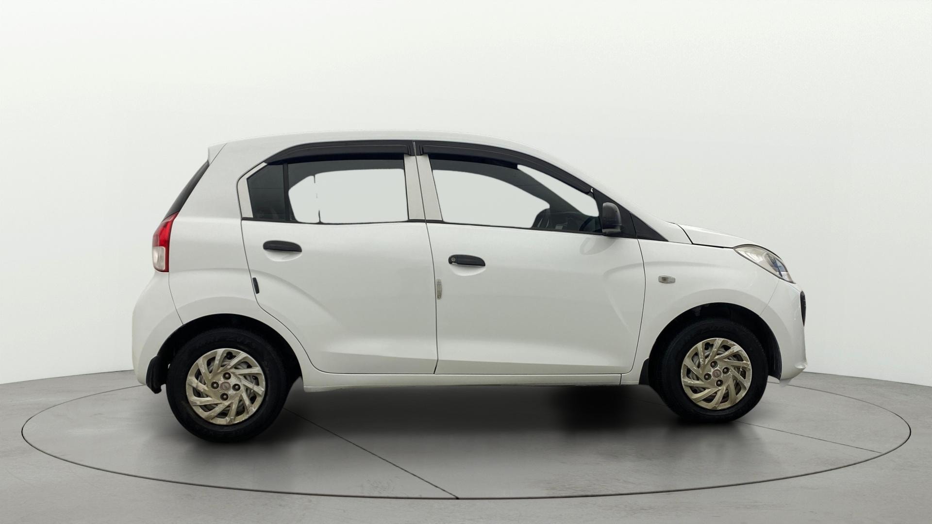 View 2022 Hyundai New Santro Era Executive Petrol Image 8 Used 2022 Hyundai New Santro Era Executive Petrol Image 8