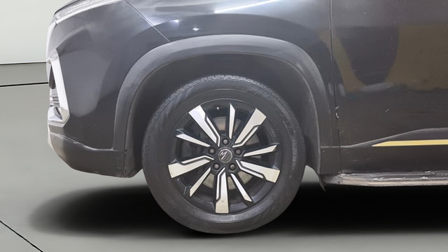 View MG Hector Image 36 Used MG Hector Image 36