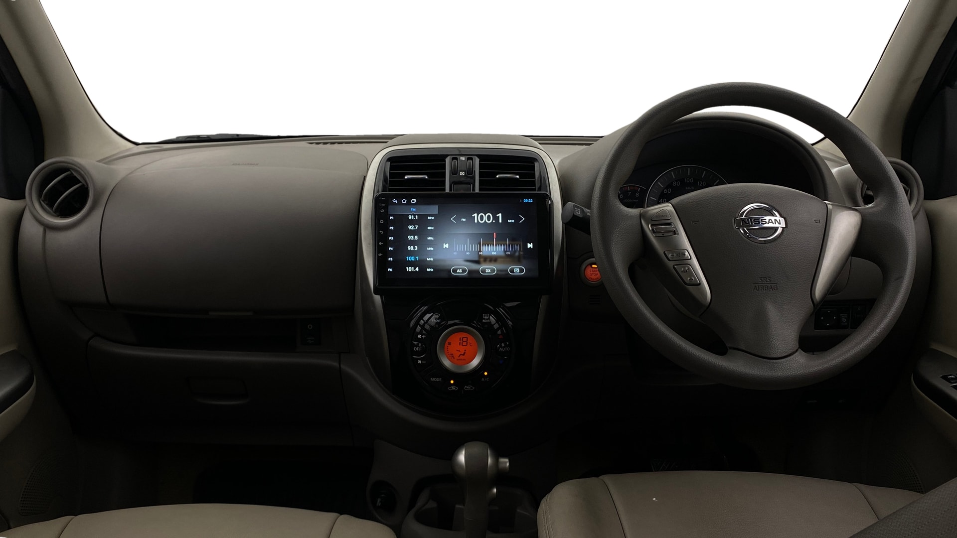 View 2015 Nissan Micra XV (CVT) Image 15 Used 2015 Nissan Micra XV (CVT) Image 15