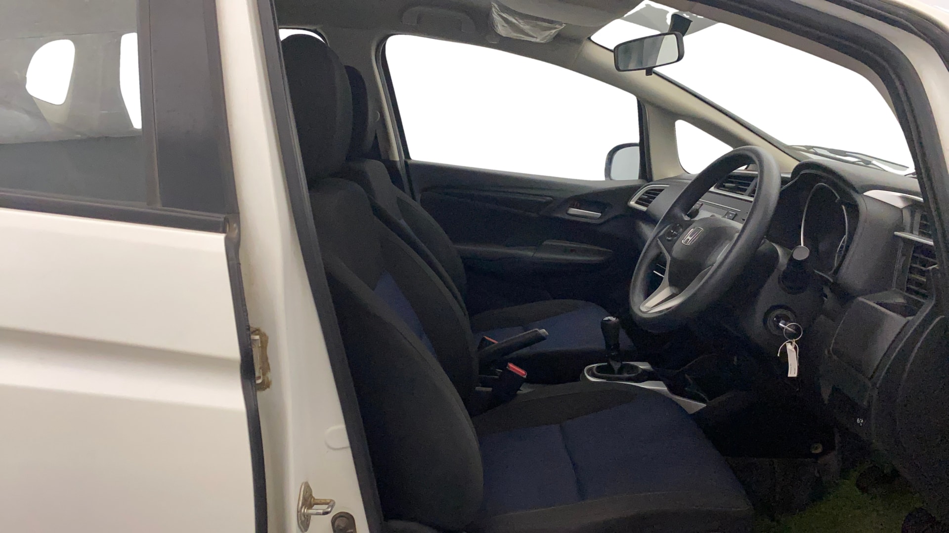 View 2019 Honda WR-V S MT Diesel Edge Edition Image 25 Used 2019 Honda WR-V S MT Diesel Edge Edition Image 25