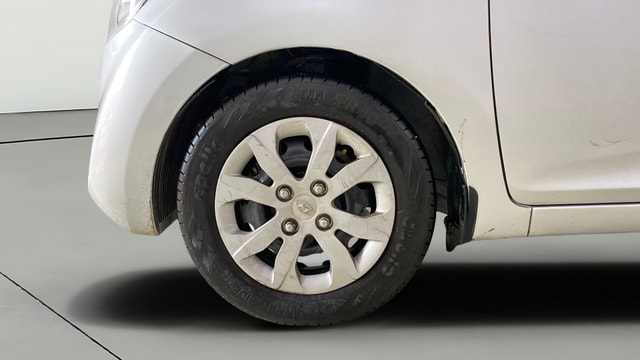 View Hyundai EON Image 27 Used Hyundai EON Image 27