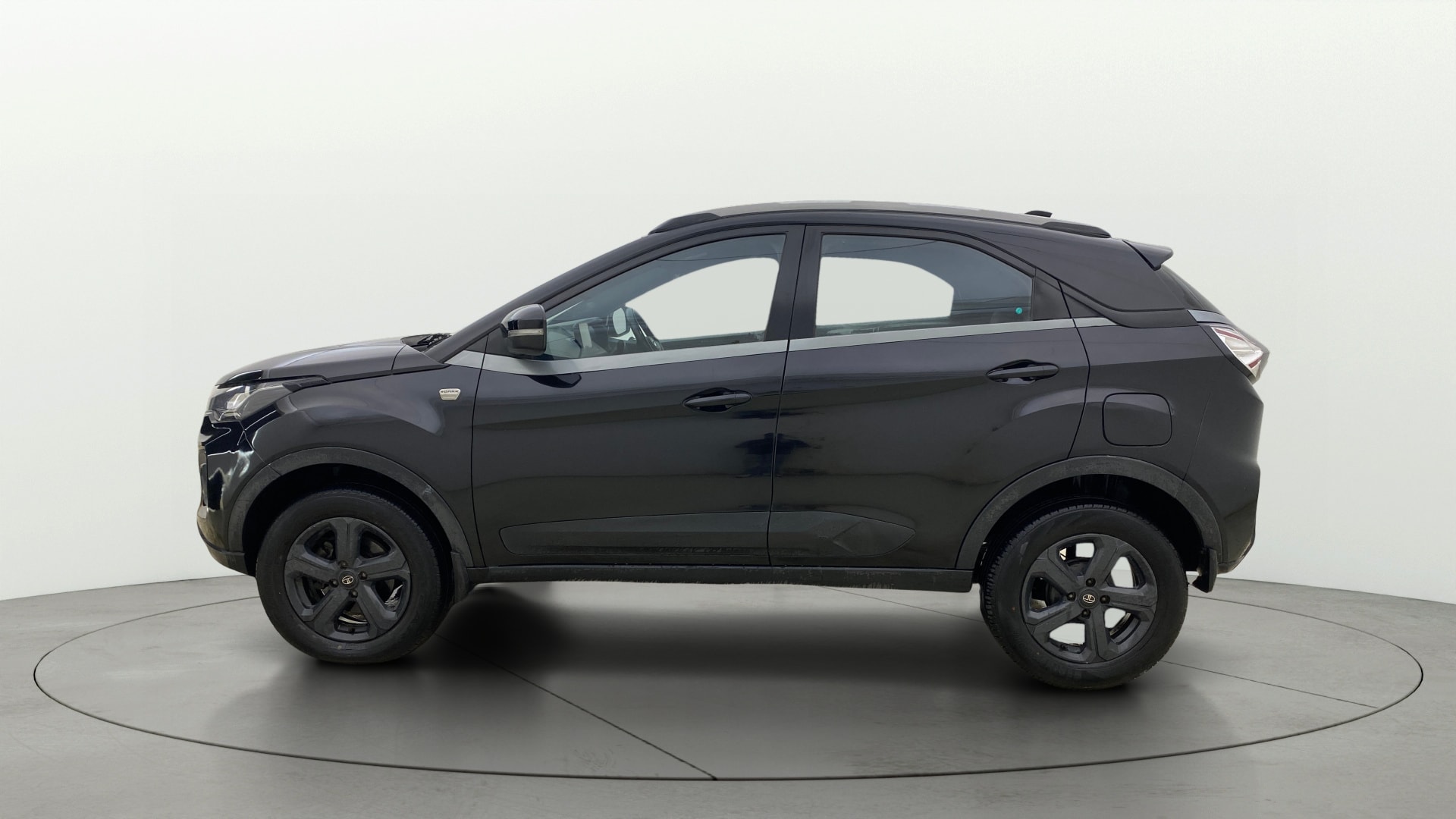 View 2021 Tata Nexon Revotron XE Image 5 Used 2021 Tata Nexon Revotron XE Image 5