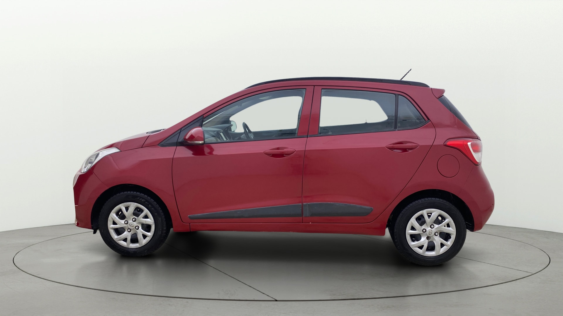 View 2017 Hyundai Grand i10 Sportz 1.2 Kappa Image 5 Used 2017 Hyundai Grand i10 Sportz 1.2 Kappa Image 5