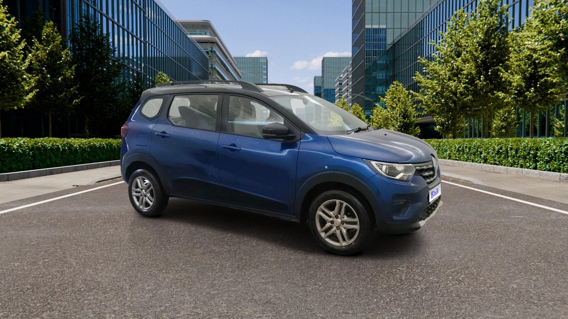 View 2022 Renault Triber RXZ AMT Dual Tone Image 22 Used 2022 Renault Triber RXZ AMT Dual Tone Image 22