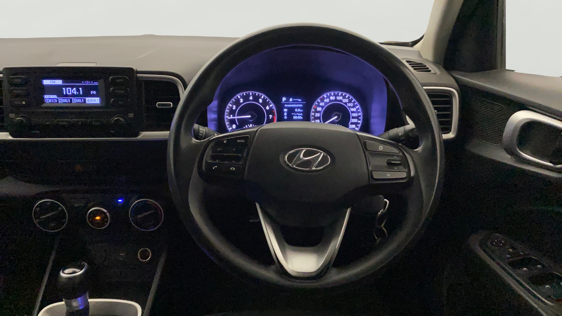 View 2019 Hyundai Venue S 1.0 Petrol AT Image 12 Used 2019 Hyundai Venue S 1.0 Petrol AT Image 12
