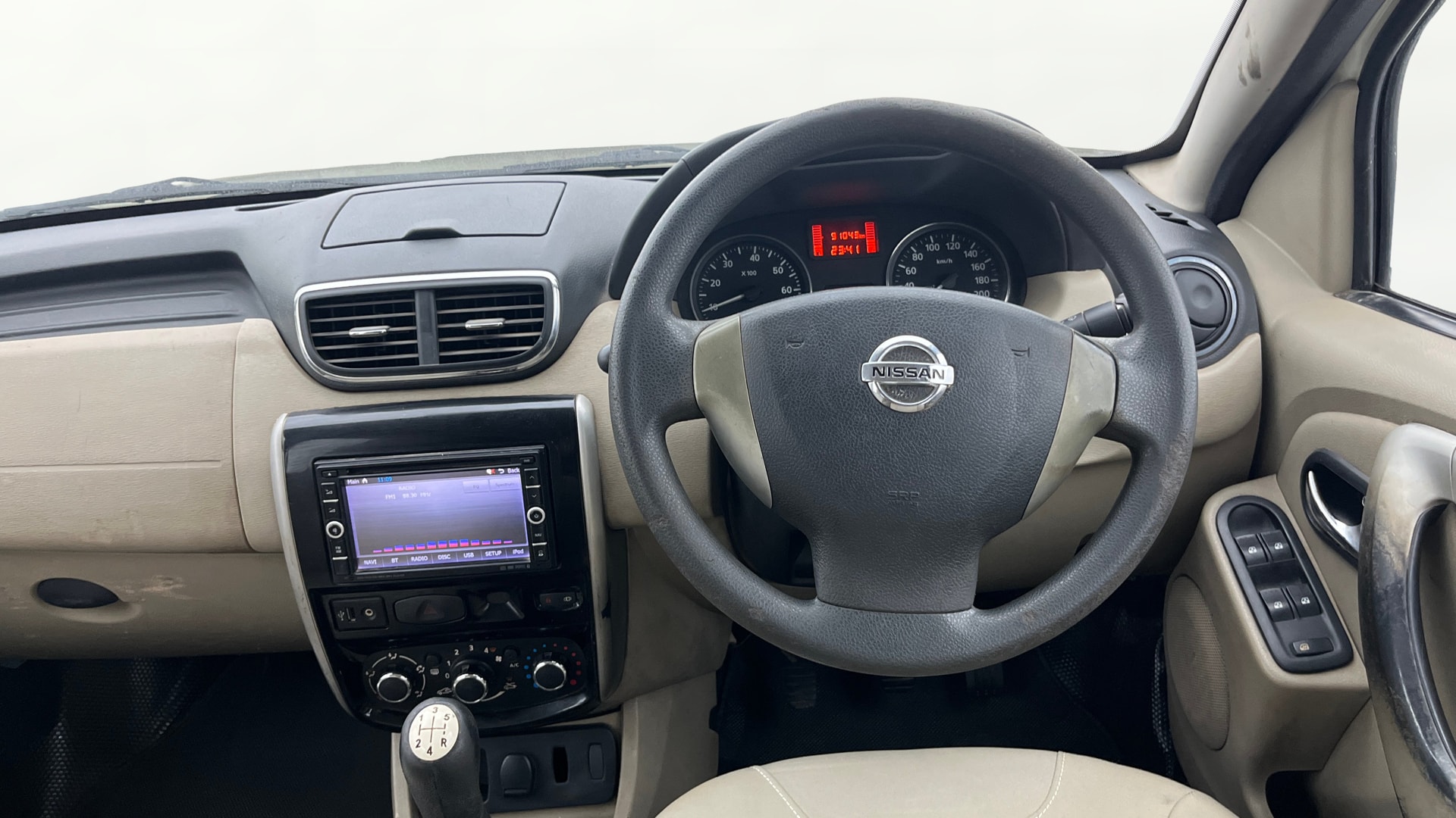 View 2015 Nissan Terrano XL D (O) Image 20 Used 2015 Nissan Terrano XL D (O) Image 20