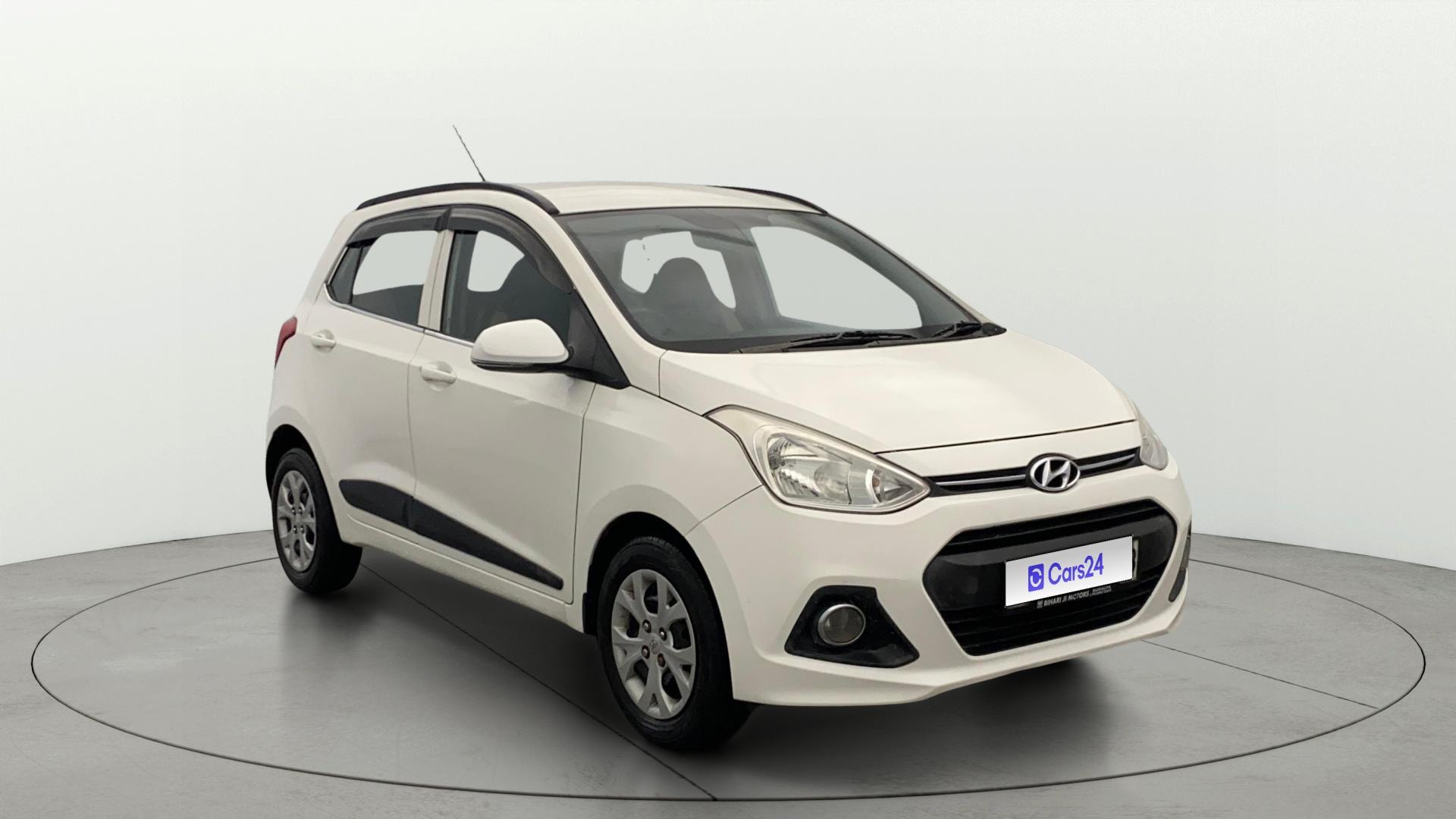 View 2017 Hyundai Grand i10 Sportz 1.2 Kappa Image 35 Used 2017 Hyundai Grand i10 Sportz 1.2 Kappa Image 35
