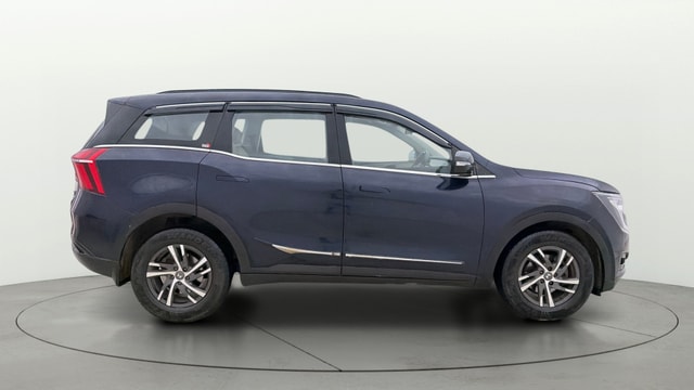 View Mahindra XUV700 Image 27 Used Mahindra XUV700 Image 27