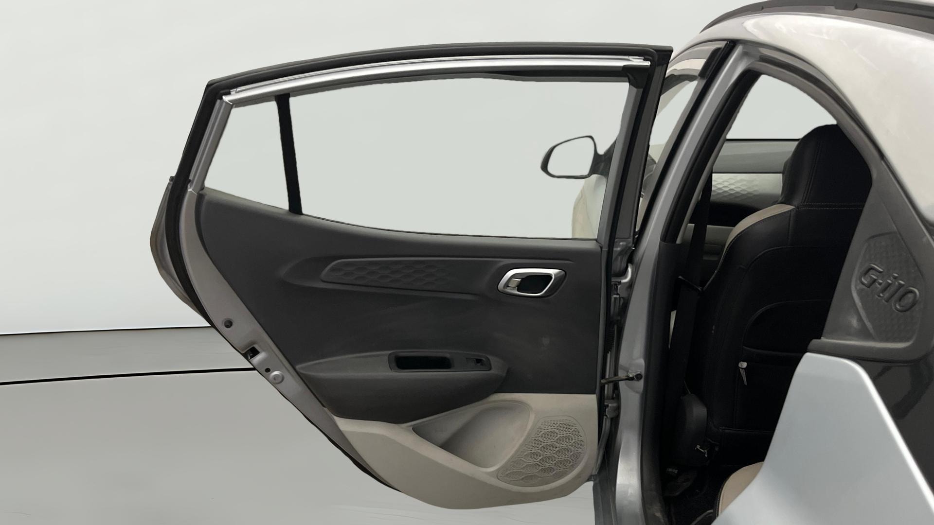 View 2020 Hyundai Grand i10 Nios Sportz Petrol AMT Image 22 Used 2020 Hyundai Grand i10 Nios Sportz Petrol AMT Image 22