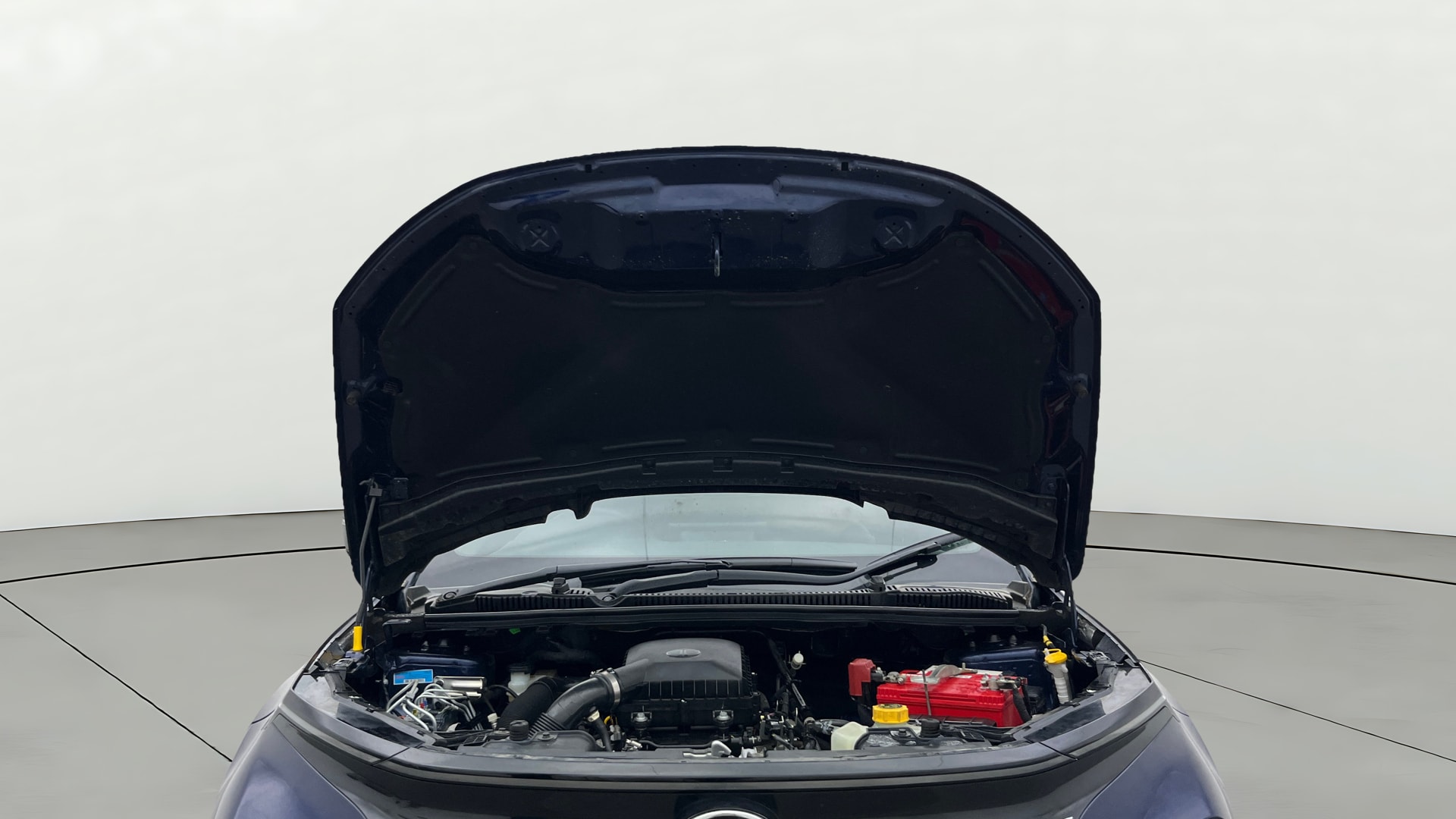 View 2025 Tata Curvv Smart 1.2 Revotron Petrol 6MT Image 20 Used 2025 Tata Curvv Smart 1.2 Revotron Petrol 6MT Image 20