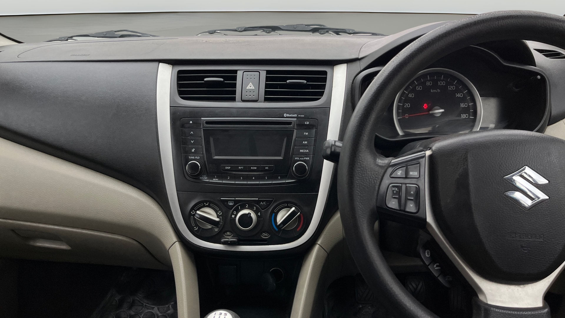 View 2015 Maruti Suzuki 1000 Base Variant Image 17 Used 2015 Maruti Suzuki 1000 Base Variant Image 17
