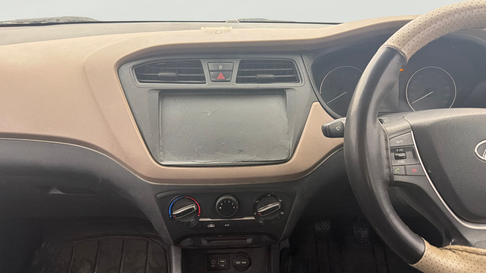 View 2015 Hyundai Elite i20 Magna 1.2 Image 17 Used 2015 Hyundai Elite i20 Magna 1.2 Image 17