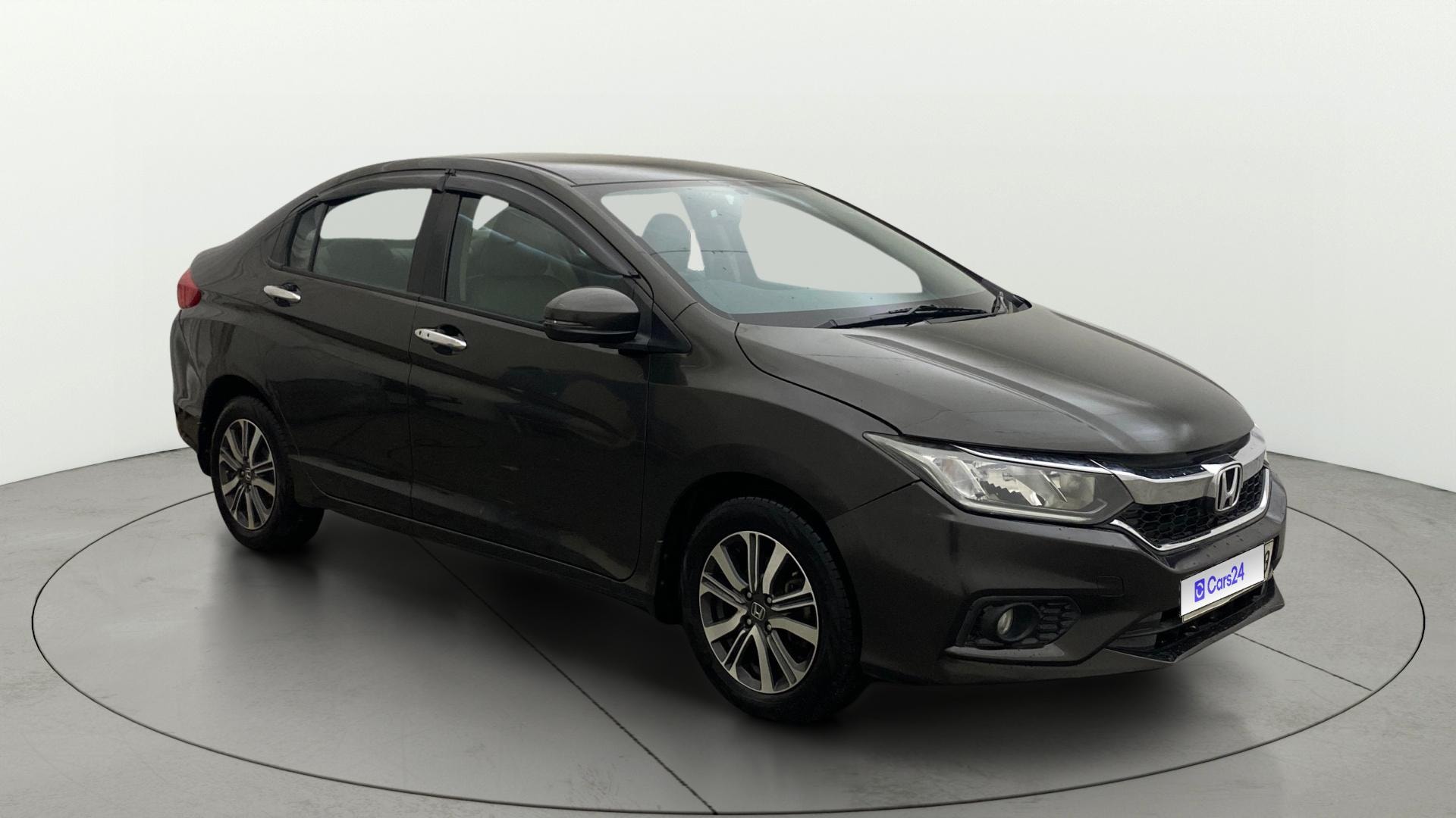View 2017 Honda City ZX MT Diesel Anniversary Edition Image 38 Used 2017 Honda City ZX MT Diesel Anniversary Edition Image 38