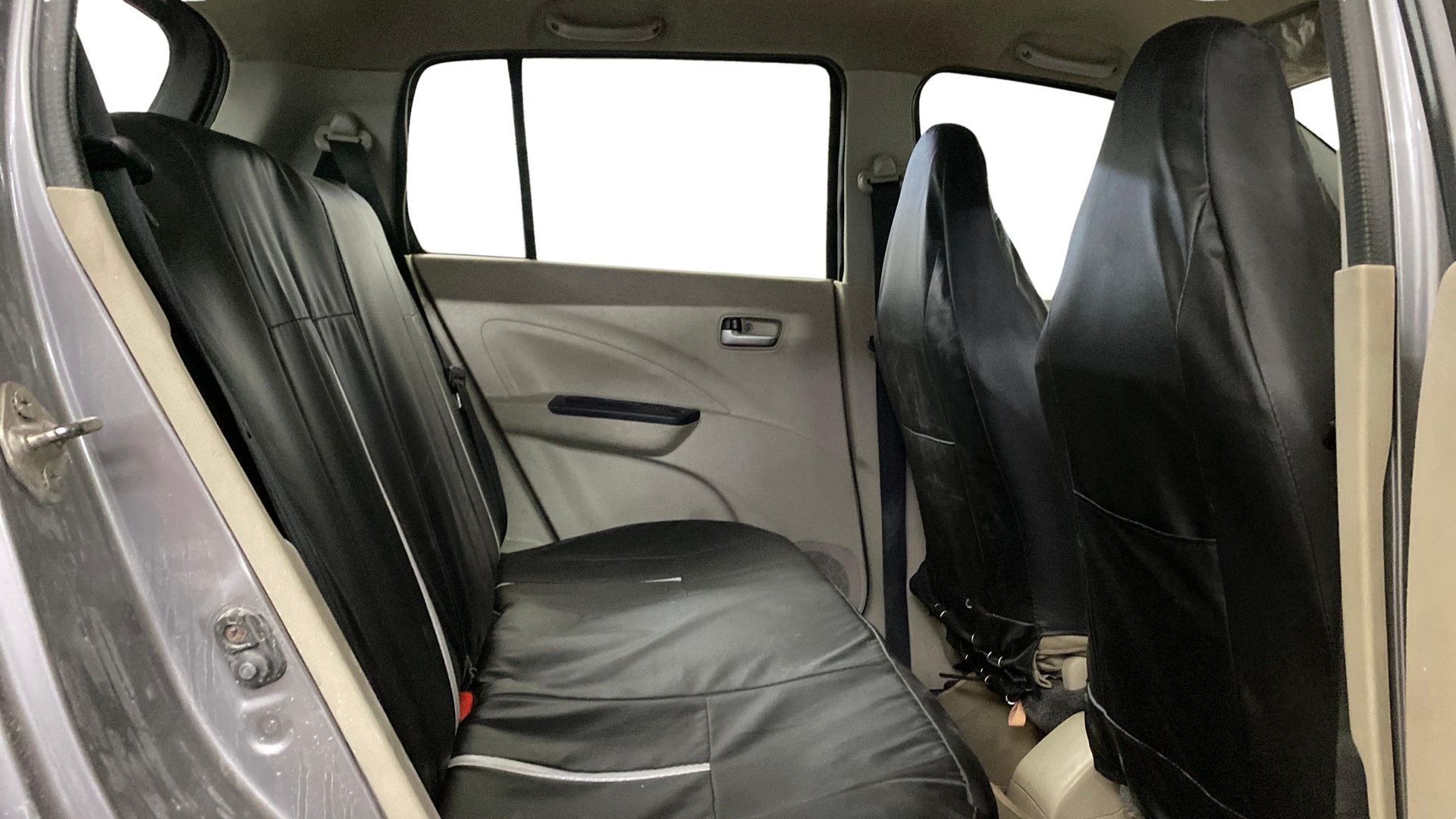 View 2018 Maruti Suzuki 1000 Base Variant Image 28 Used 2018 Maruti Suzuki 1000 Base Variant Image 28