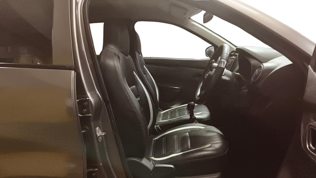 View Renault Kwid Image 25 Used Renault Kwid Image 25