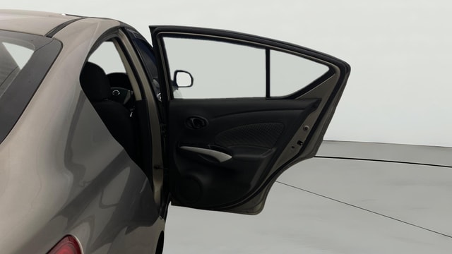 View Nissan Sunny Image 7 Used Nissan Sunny Image 7