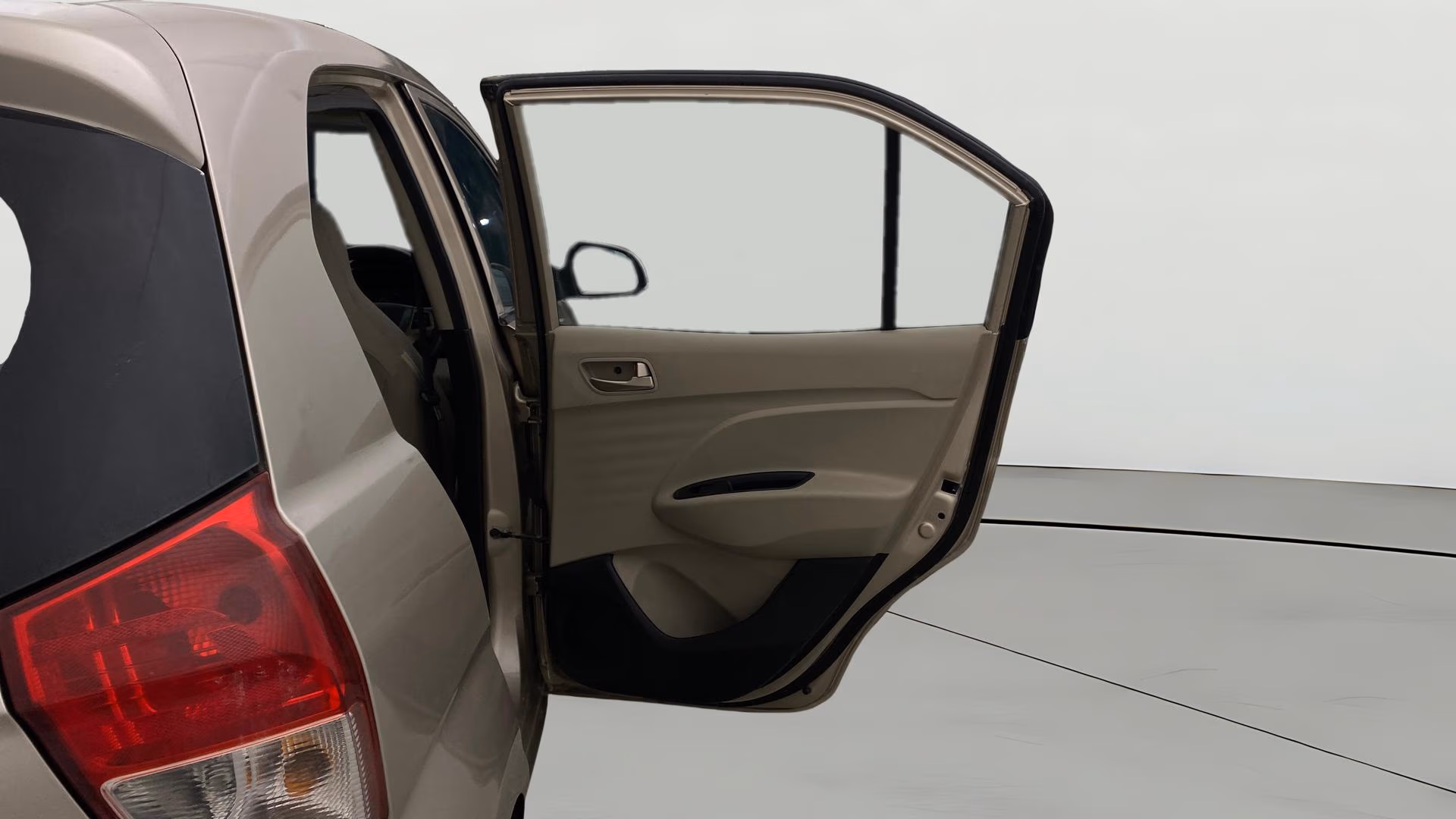 View 2019 Hyundai New Santro Sportz AMT Image 7 Used 2019 Hyundai New Santro Sportz AMT Image 7