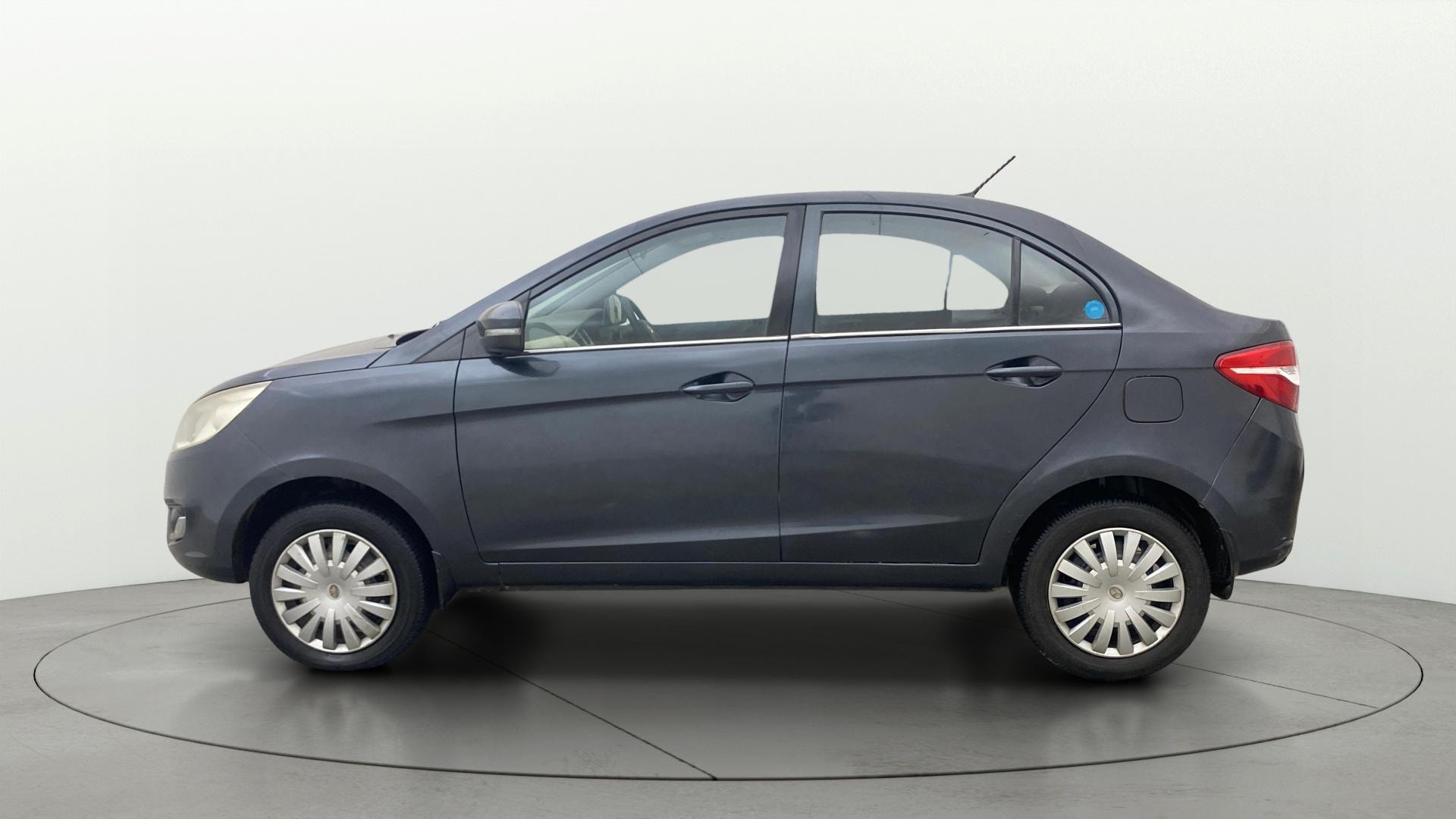 View 2016 Tata Zest XMS Petrol Image 6 Used 2016 Tata Zest XMS Petrol Image 6