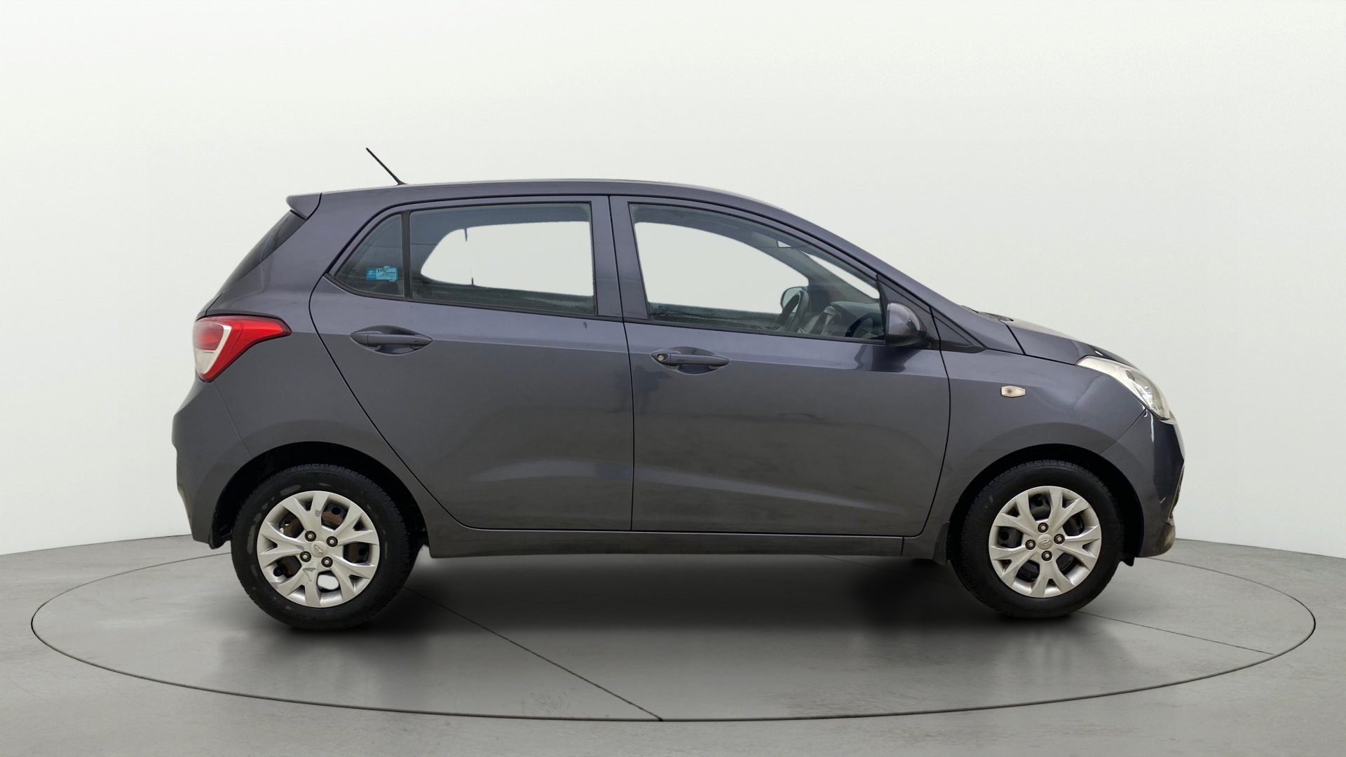 View 2015 Hyundai Grand i10 Magna 1.2 Kappa VTVT Image 8 Used 2015 Hyundai Grand i10 Magna 1.2 Kappa VTVT Image 8