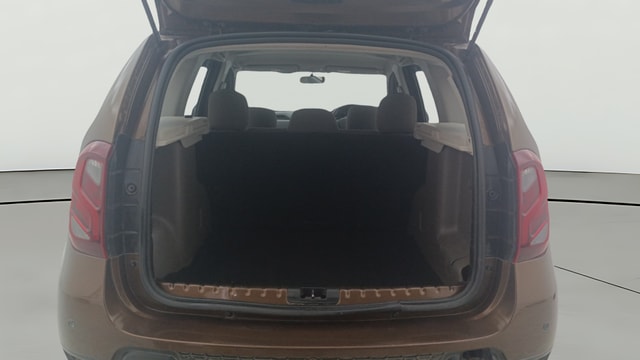 View Renault Duster Image 36 Used Renault Duster Image 36
