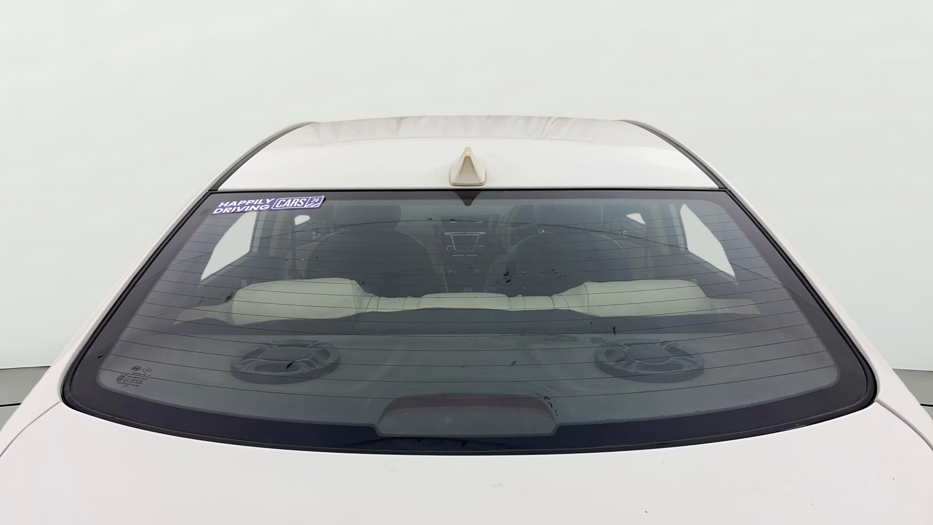 View 2016 Hyundai Fluidic Verna 1.4 CRDI Base Image 3 Used 2016 Hyundai Fluidic Verna 1.4 CRDI Base Image 3