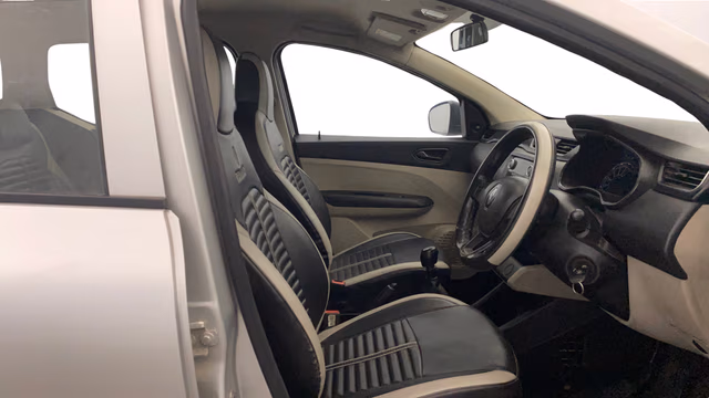 View Renault Triber Image 19 Used Renault Triber Image 19