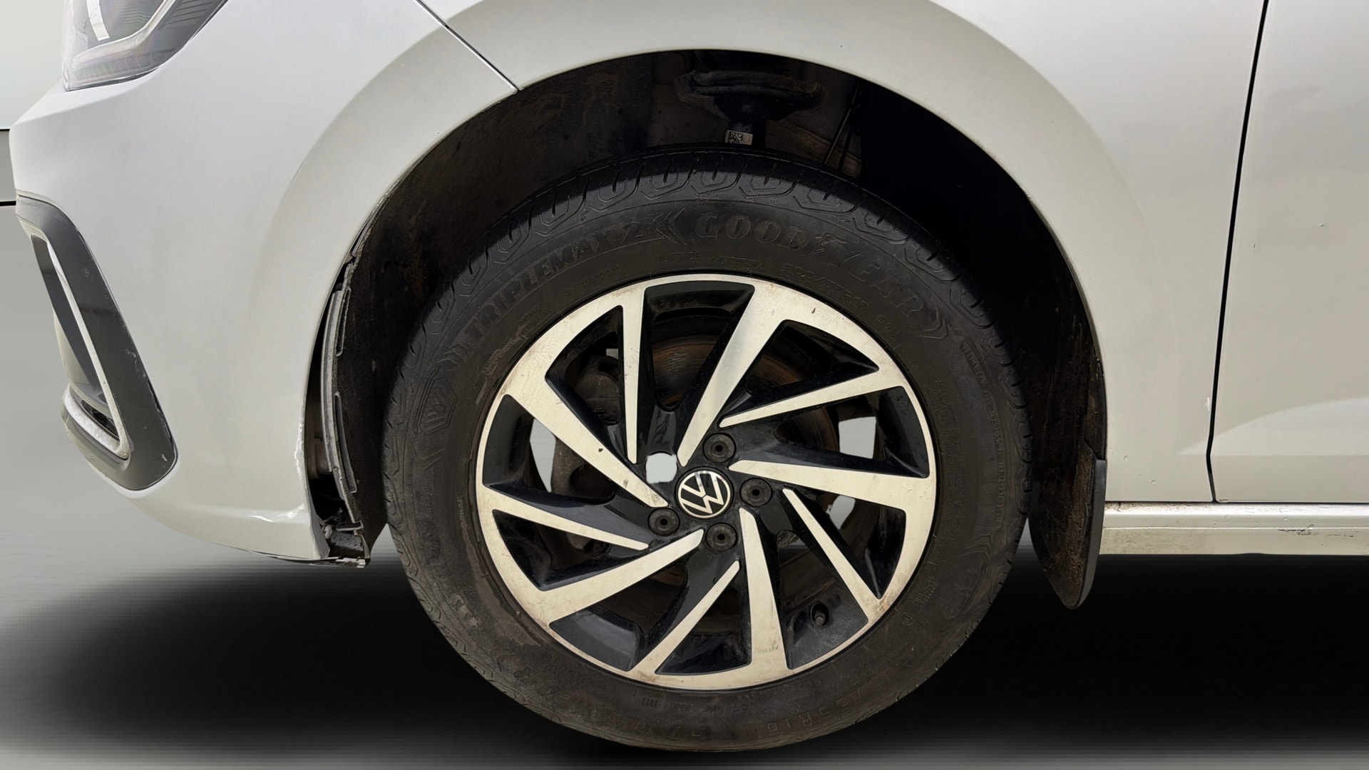 View 2022 Volkswagen Virtus Topline 1.0 TSI MT Image 35 Used 2022 Volkswagen Virtus Topline 1.0 TSI MT Image 35