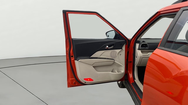 View Mahindra XUV300 Image 32 Used Mahindra XUV300 Image 32