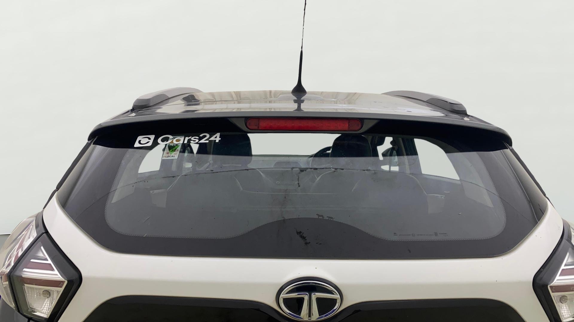 View 2022 Tata Nexon Revotron XE Image 4 Used 2022 Tata Nexon Revotron XE Image 4