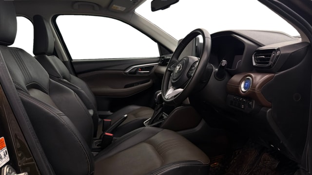 View Toyota Urban Cruiser Hyryder Image 28 Used Toyota Urban Cruiser Hyryder Image 28